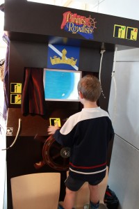 Pirates vs. Royalists arcade machine